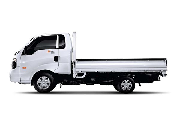 Kia K2700. The refreshed K-series truck